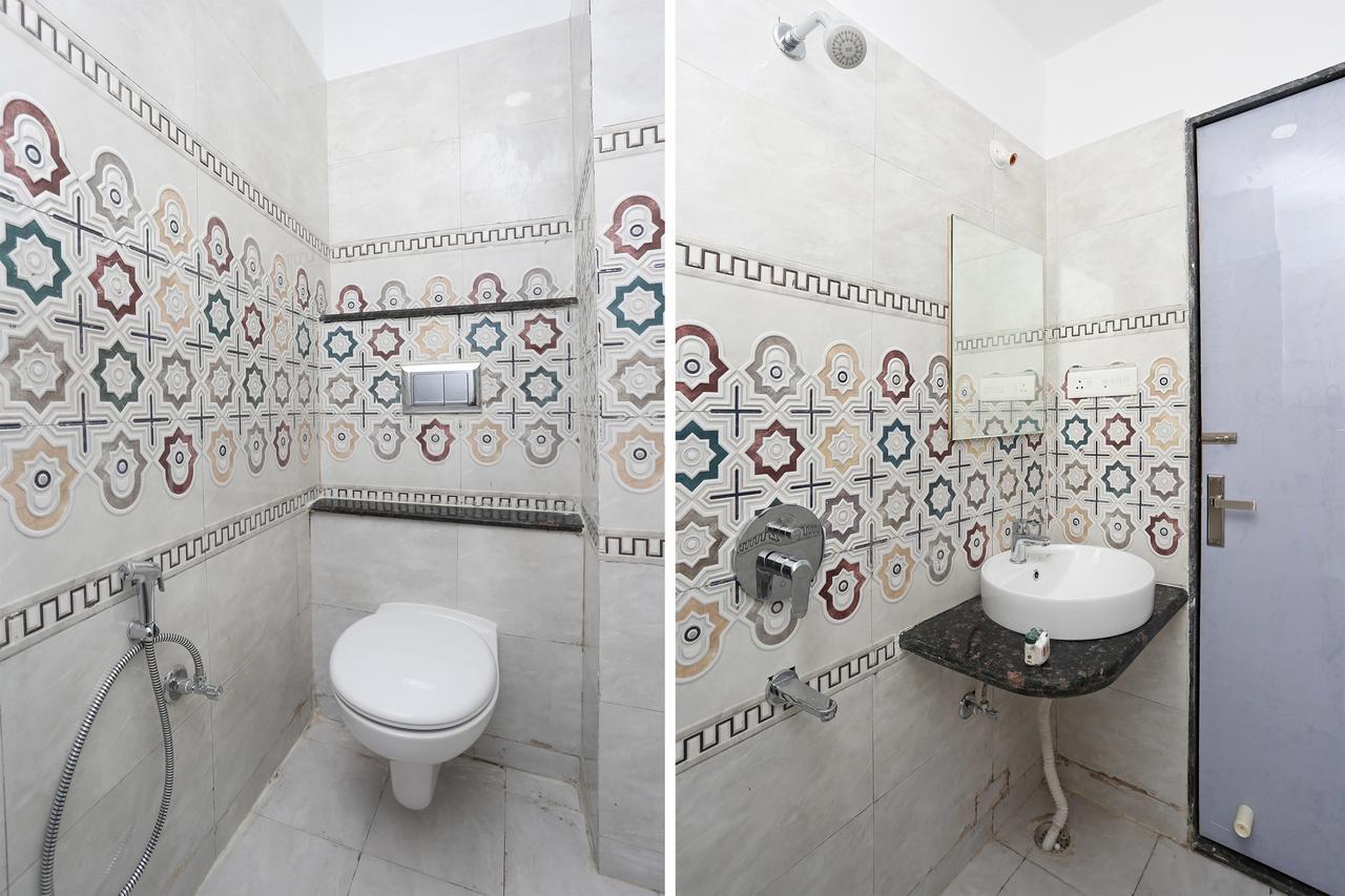 Oyo 15861 Hotel Shivganga Comfort Zone Rāipur エクステリア 写真